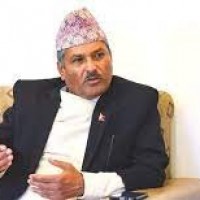 नेपाल राष्ट्रबैंकका गभर्नरको सेवा सुबिधा कति हुन्छ ।